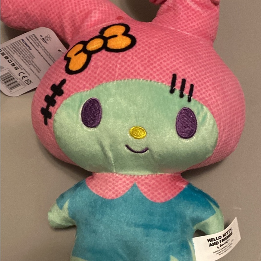 My melody Halloween plushie
